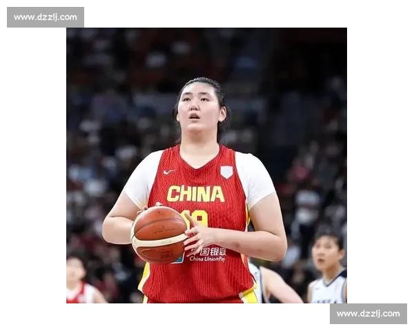 杨毅力荐张子宇留国内:WNBA 高强度或重蹈姚明覆辙 杨毅力荐张子宇留国内:WNBA 高强度或重蹈姚明覆辙